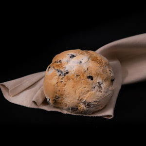 Pane bianco alle olive (1 panino)